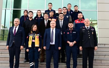VALİ FİDAN 112 MERKEZİNE BAYRAM ZİYARETİ YAPTI